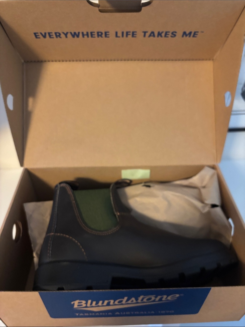 Blundstone unisex Brown Chelsea Boot with Olive Green Elastic side